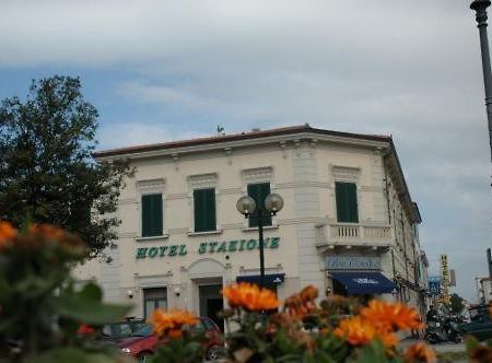 Hotel Stazione Livorno Exterior photo